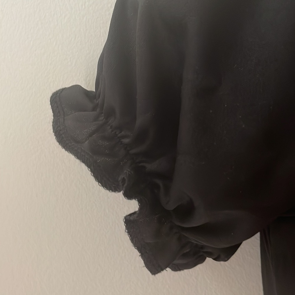 Girl’s Costume - Picture 5 of 11